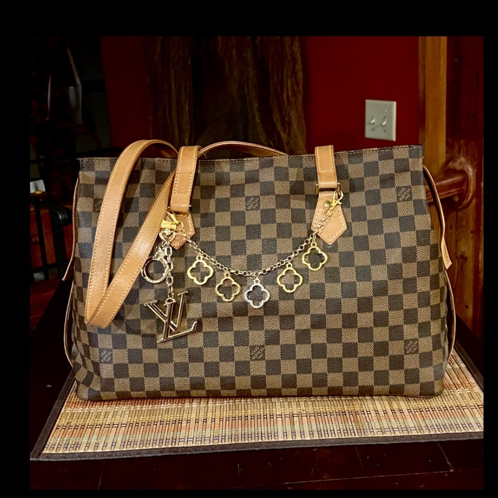 ❗️SOLD❗️Louis Vuitton😍Iconic Lmtd Edit COLUMBINE Tote/Shoulder😍EUC 9/10 Cond😍